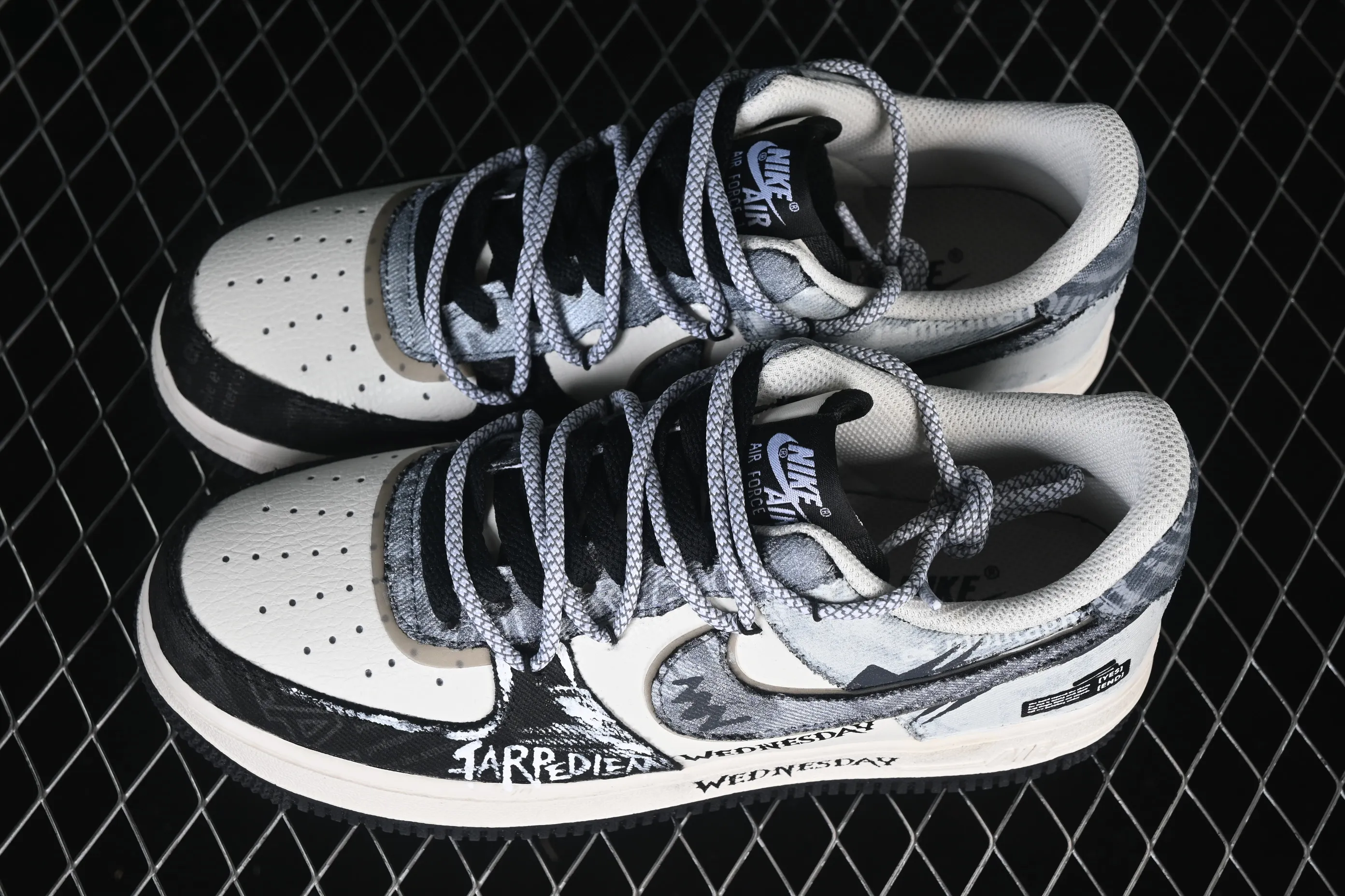 All categories Nk Air Force 1 Air Force series Nk Air Force 1 Low Air Force low-top Nike Air Force 1'07 Low "Dark Gothic Graffiti" Hand-painted graffiti Dark graffiti Air Force 1 low-top casual sneakers FB0607-110